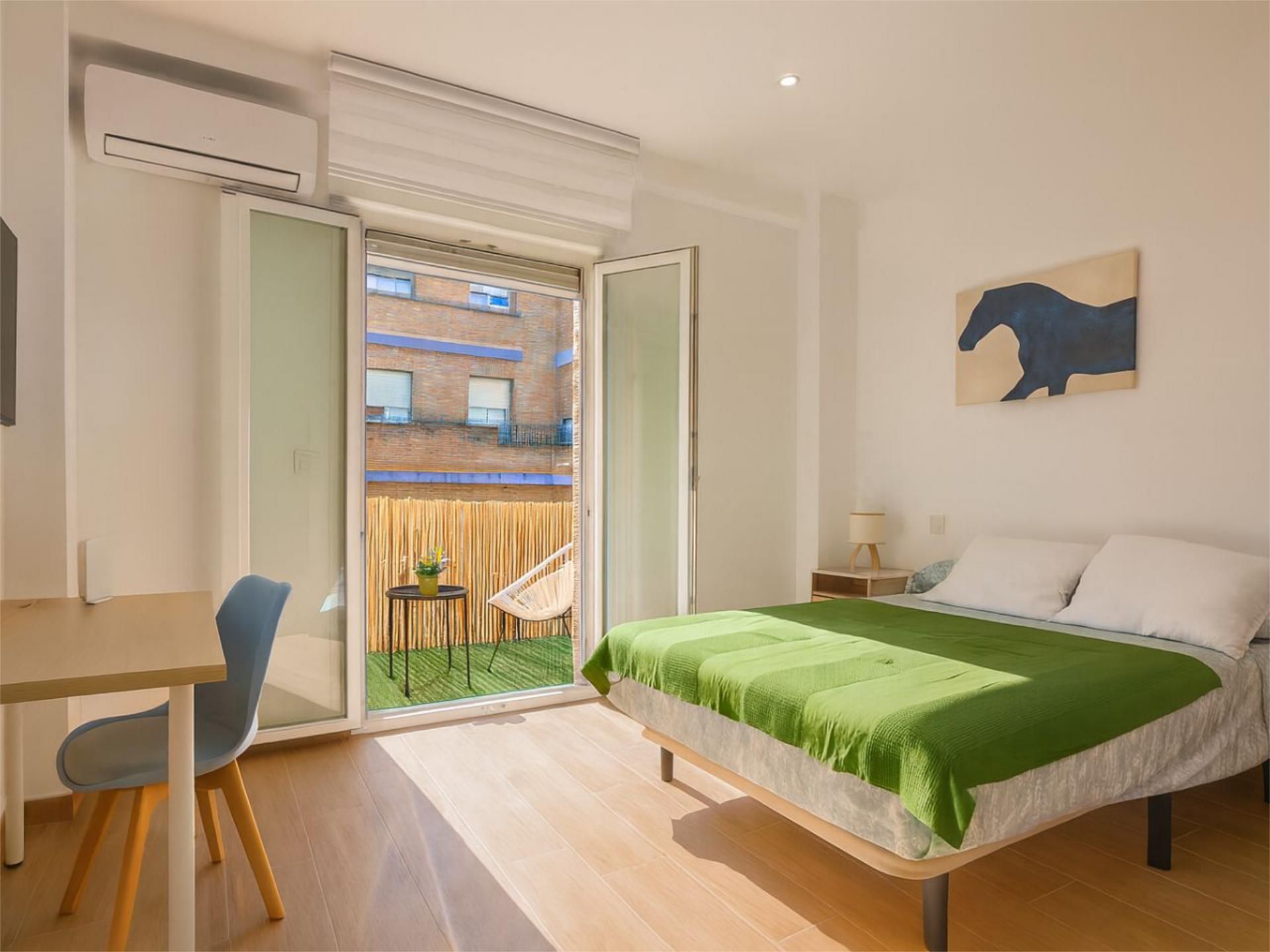 Flat for share in Calle Banderas de Castilla, 19, Centro - Corte Inglés