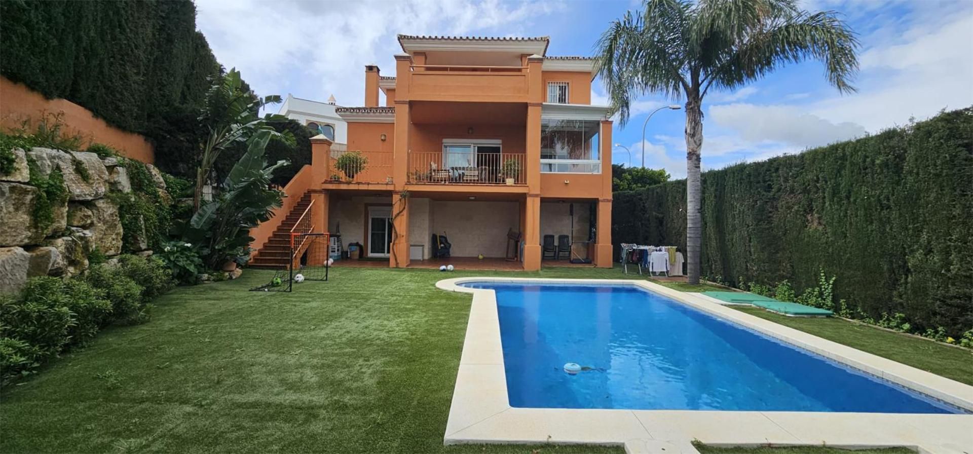 Jardí de Casa o xalet en venda en Mijas amb Aire condicionat, Terrassa i Piscina