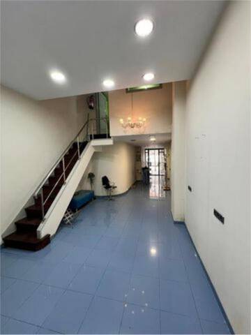 Local comercial en Alquiler en Casco Vello