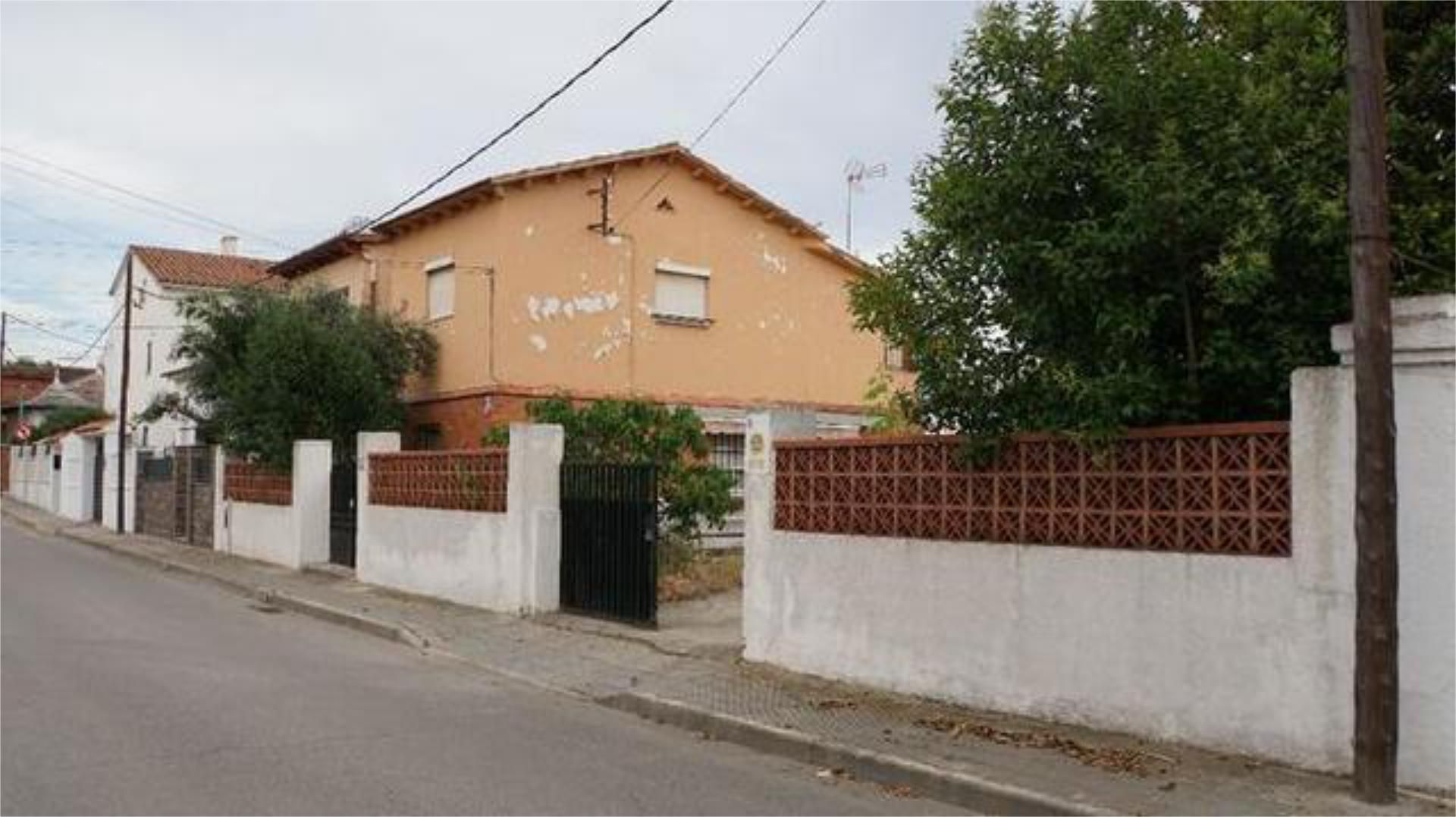 Vista exterior de Casa o xalet en venda en Santa Perpètua de Mogoda