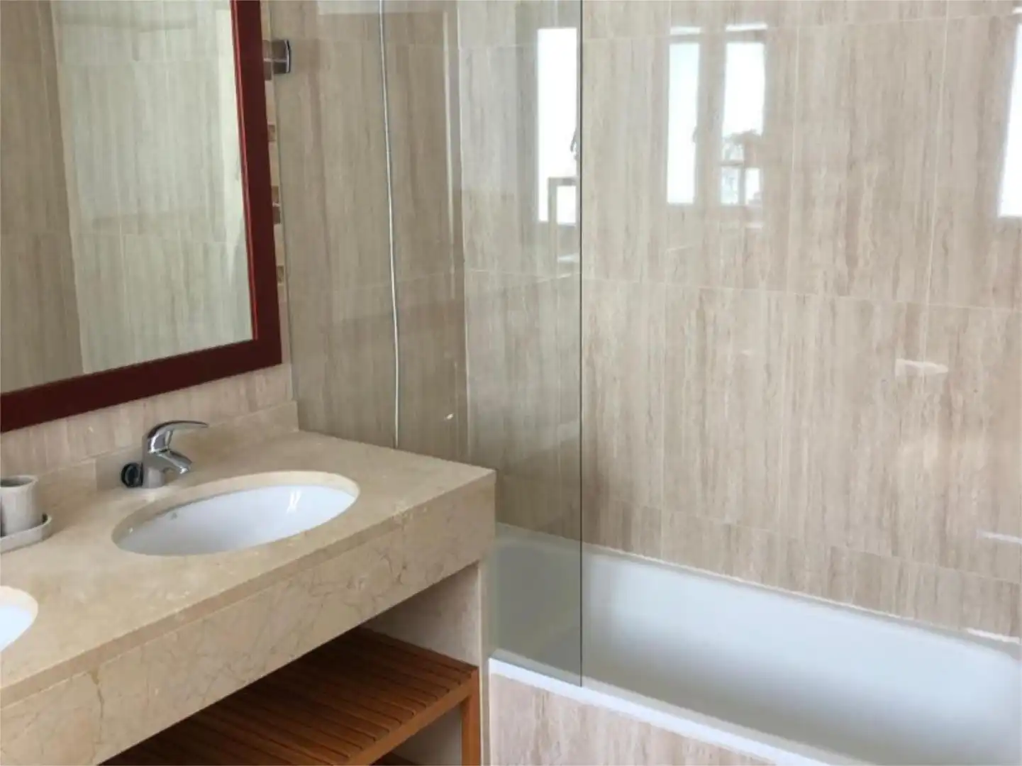 Habitación en Calle Lech Walesa, 18, Pinos de Alhaurín Baño de Casa adosada para compartir en Alhaurín de la Torre con Terraza y Amueblado
