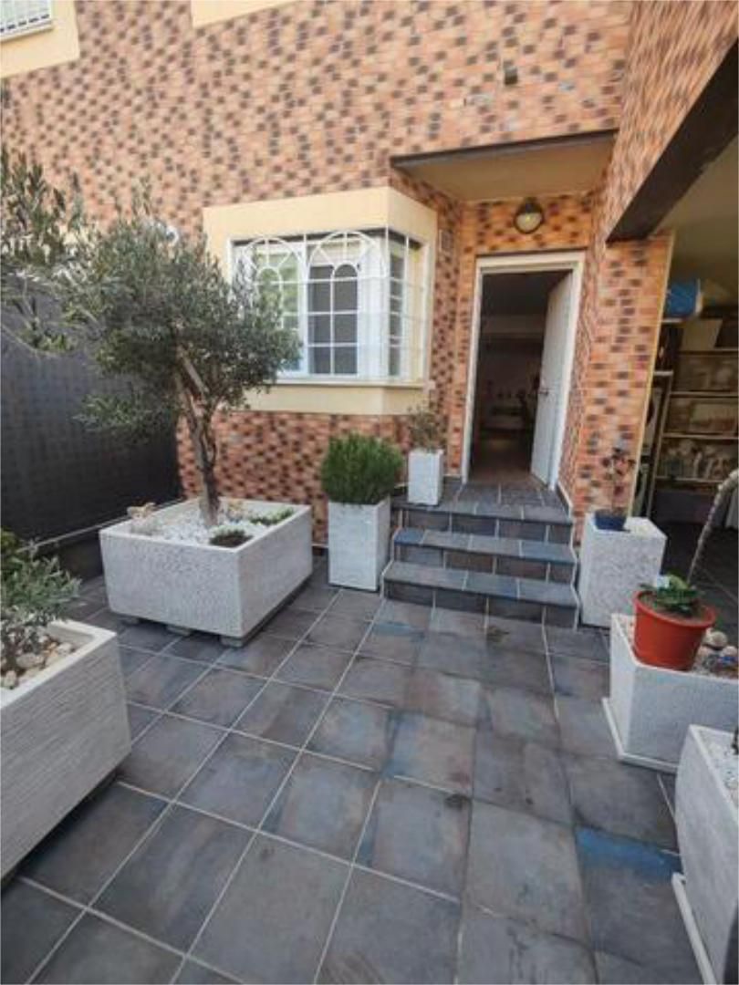 Single-family semi-detached for sale in Loeches Terrace of Single-family semi-detached for sale in Loeches with Terrace