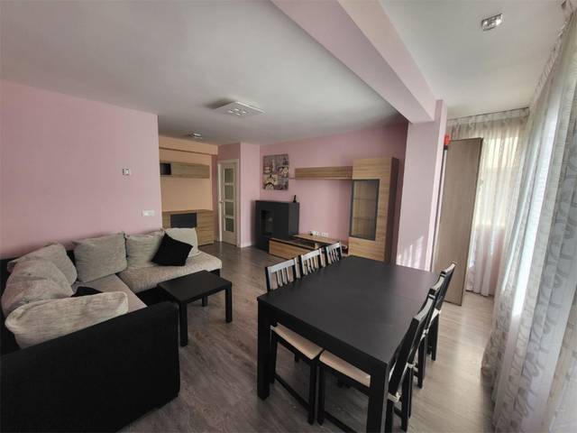 Piso en Alquiler en Calle de Soledad Cazorla, 4 en Las Águilas