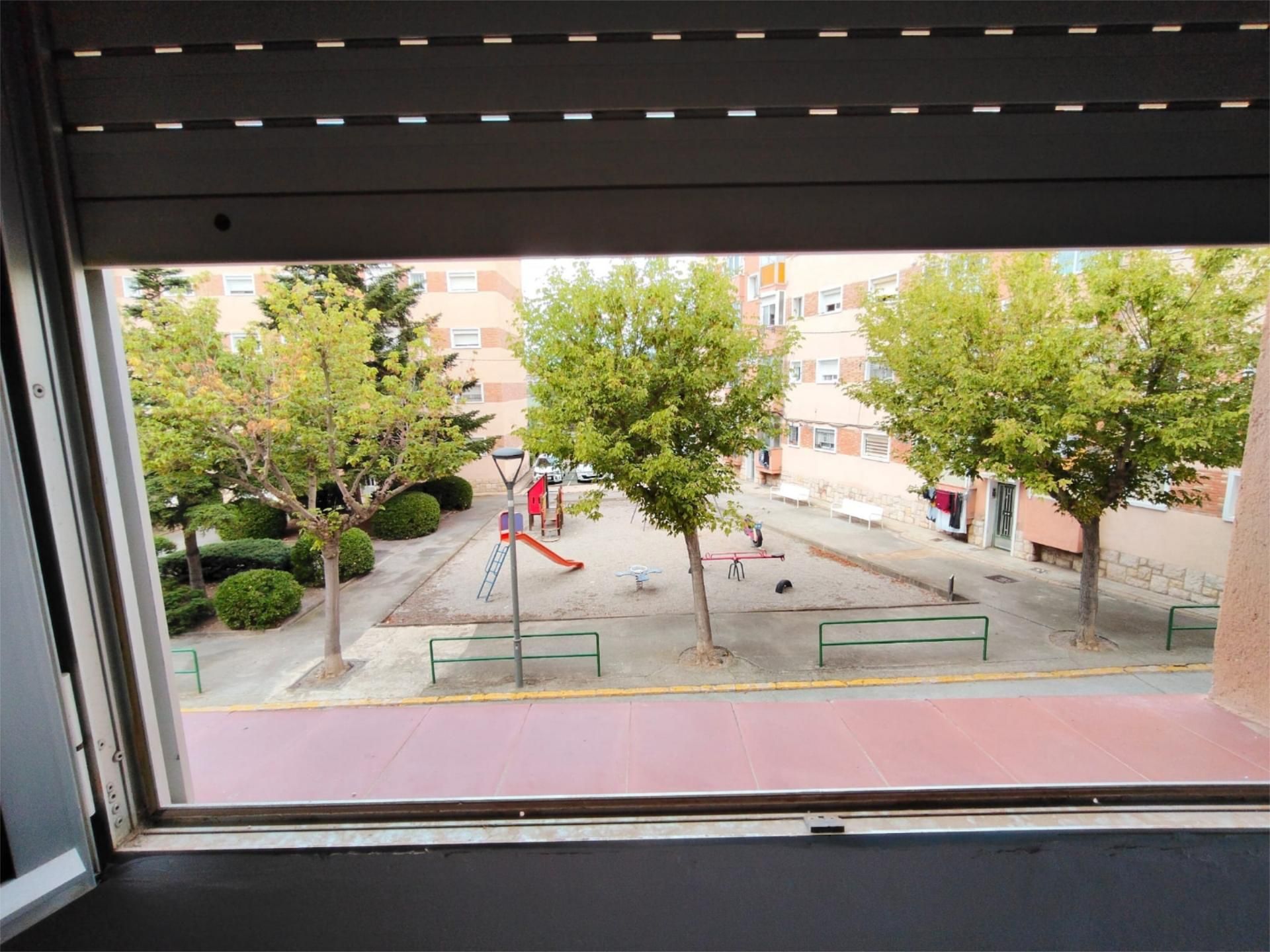 Vista exterior de Pis en venda en Valls amb Moblat i Rentadora