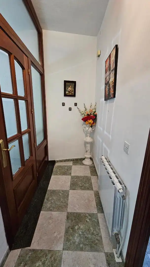 Einfamilien-Reihenhaus zum Verkauf in Calle Cruz, 12, Moraleda de Zafayona Einfamilien-Reihenhaus zum Verkauf in Moraleda de Zafayona mit Klimaanlage, Terrasse und Balkon