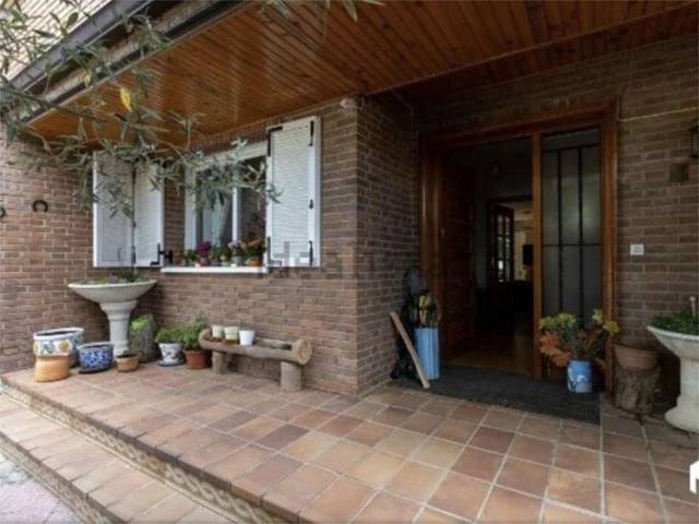 Piso en Venta en Calle de Miguel Delibes, 1 en Collado Mediano