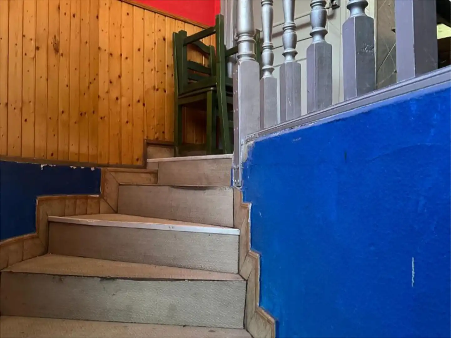 Geschaftsraum zur Miete in Plaza de los Bolos, 4, Centro - Manguilla Geschaftsraum zur Miete in El Escorial mit Heizung und Möbliert