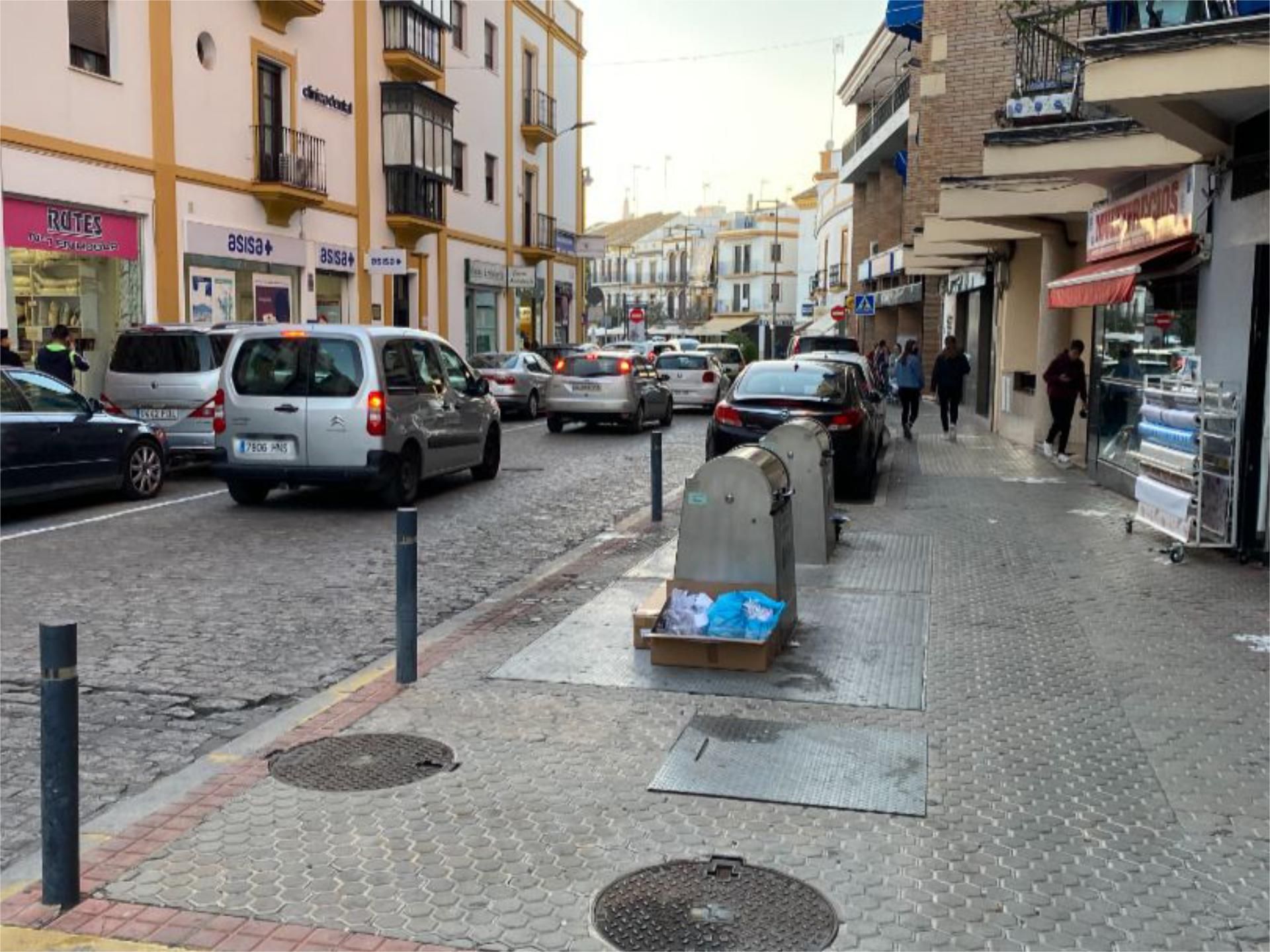 Vista exterior de Pis en venda en Utrera amb Aire condicionat, Calefacció i Parquet