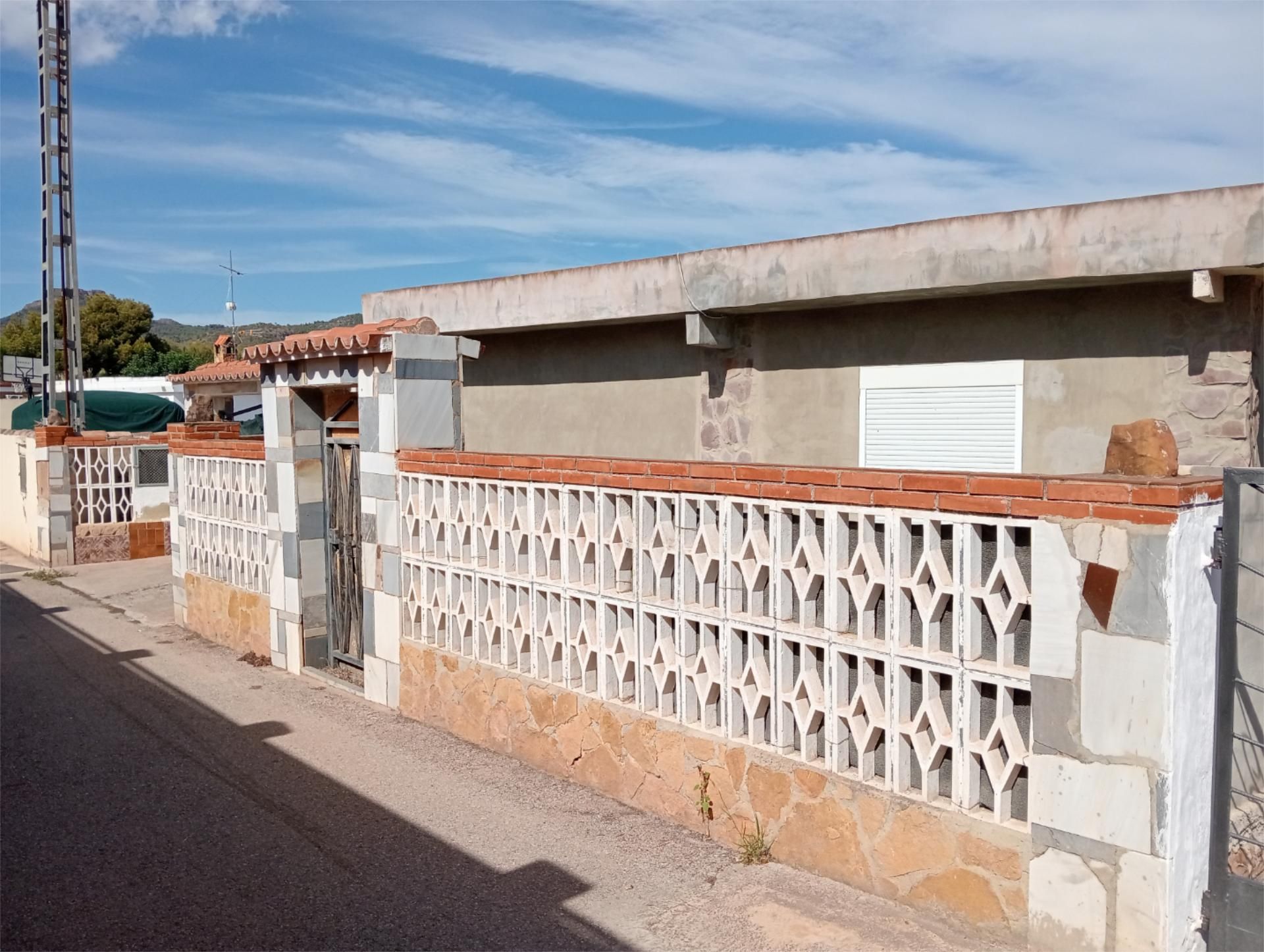 Exterior view of House or chalet for sale in Sagunto / Sagunt  with Terrace, Swimming Pool and Balcony
