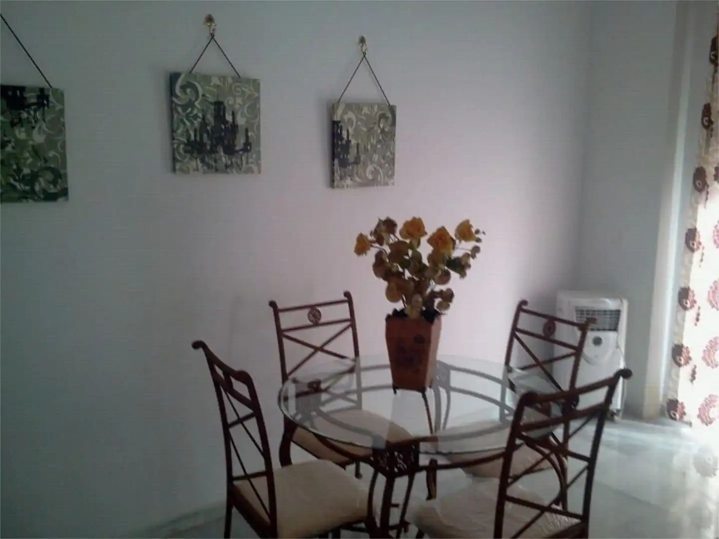 Flat for sale in Calle Marchena, 7, Morón de la Frontera Dining room of Flat for sale in Morón de la Frontera with Air Conditioner, Heating and Storage room