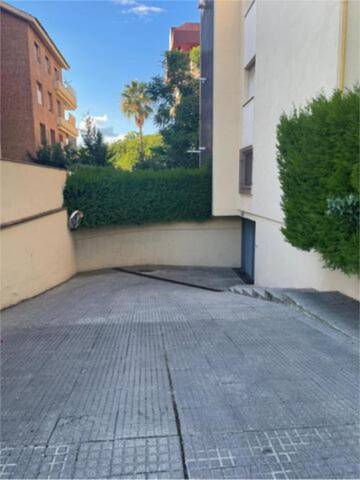 Garaje en Alquiler en El Brillante -El Naranjo - El Tablero