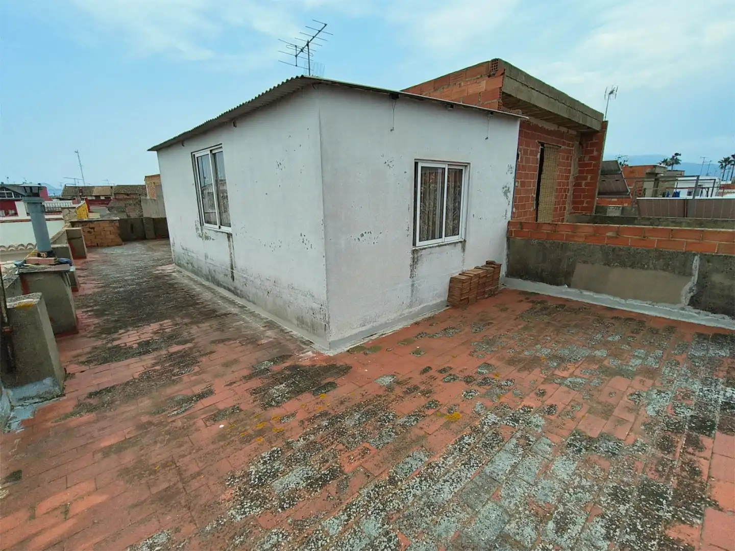 Wohnung zum Verkauf in Carrer Sant Josep, 27, Riola Außenansicht von Wohnung zum Verkauf in Riola mit Terrasse und Abstellraum