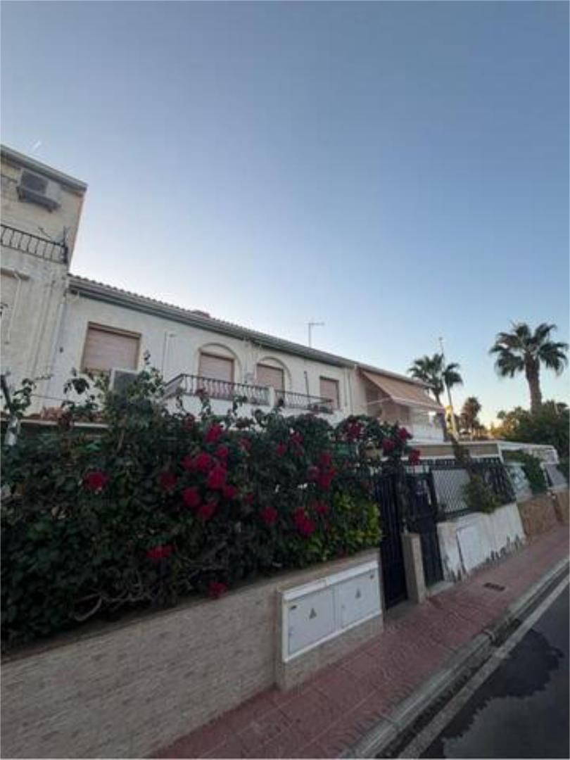 Single-family semi-detached to rent in Gran Playa