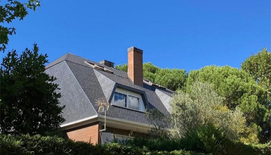 Casa o chalet en venta en Calle de Los Chopos, 9, Collado Mediano, Madrid - imagen 1 Foto 1 de Casa o chalet en venta en Calle de Los Chopos, 9, Collado Mediano, Madrid