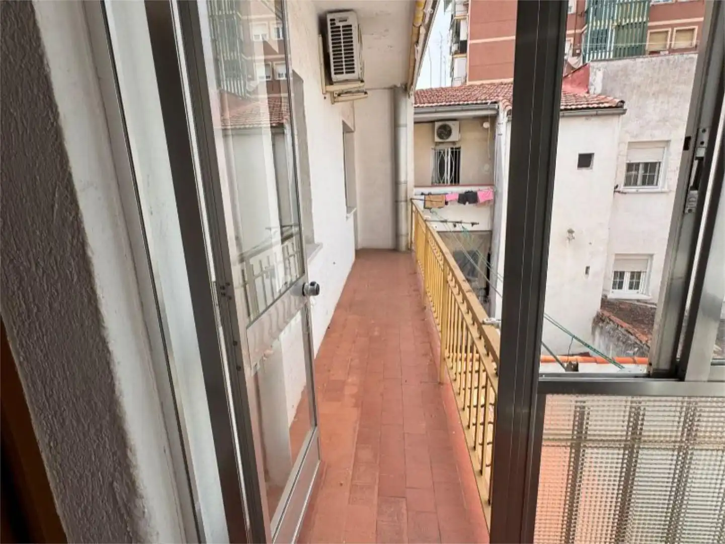 Pis en venda a Calle Julián Daviñas, 5, La Alhóndiga Terrassa de Pis en venda en Getafe