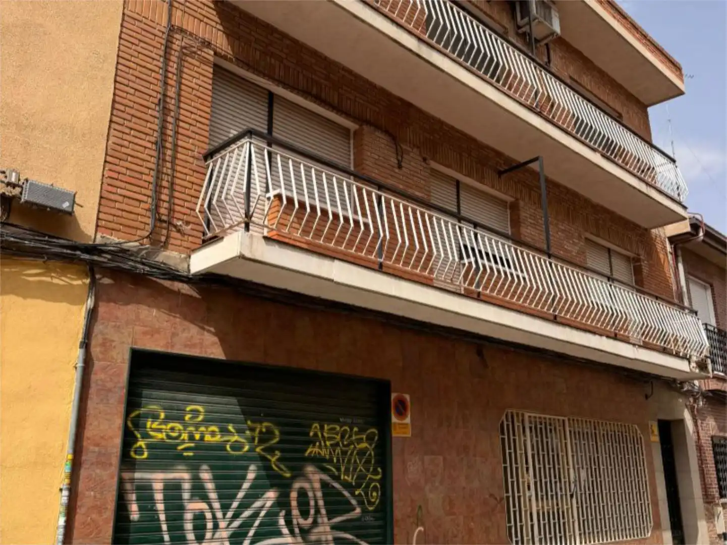 Pis en venda a Calle Julián Daviñas, 5, La Alhóndiga Vista exterior de Pis en venda en Getafe