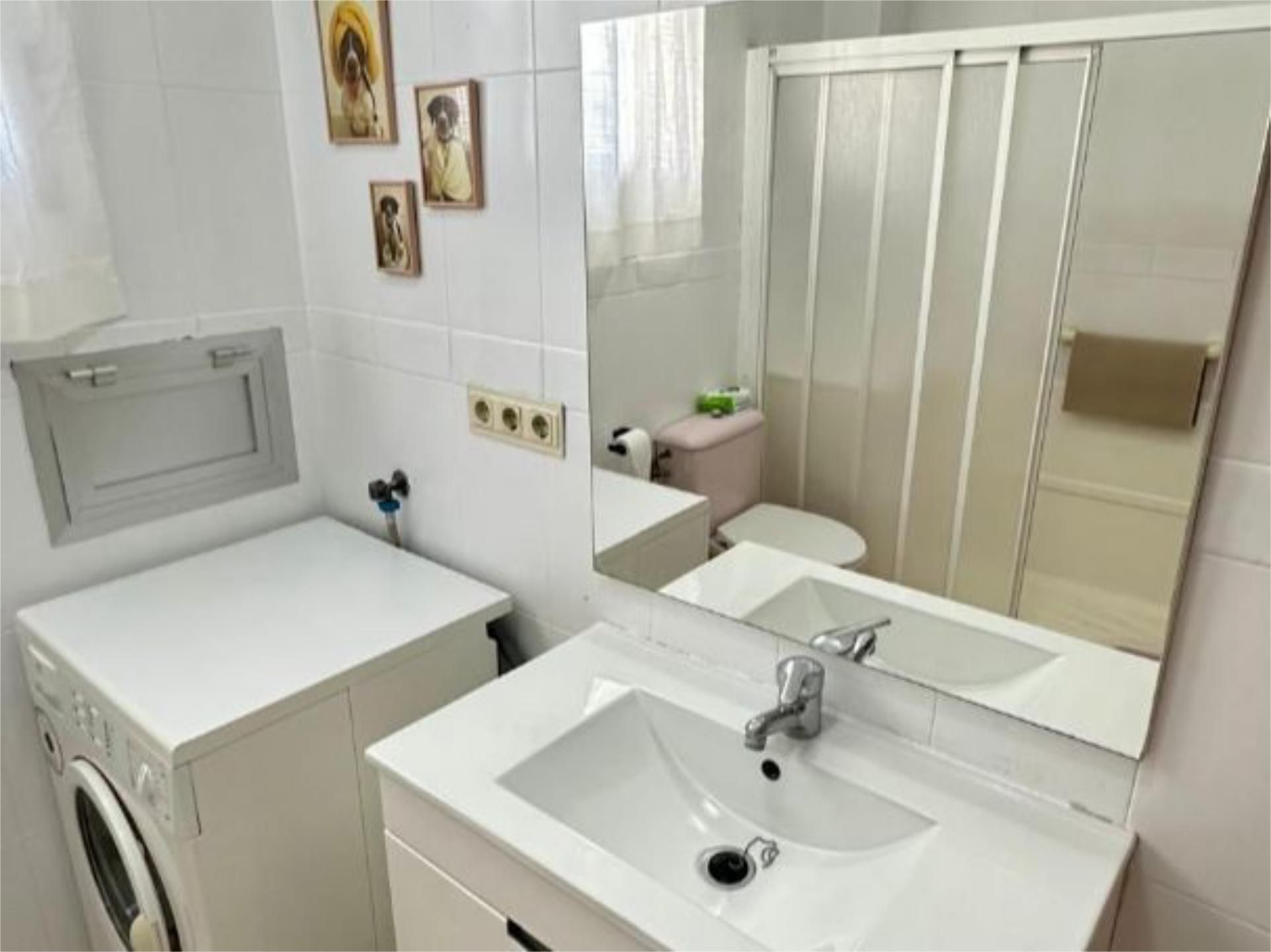 Bathroom of Flat to rent in Jerez de la Frontera  with Air Conditioner and Balcony
