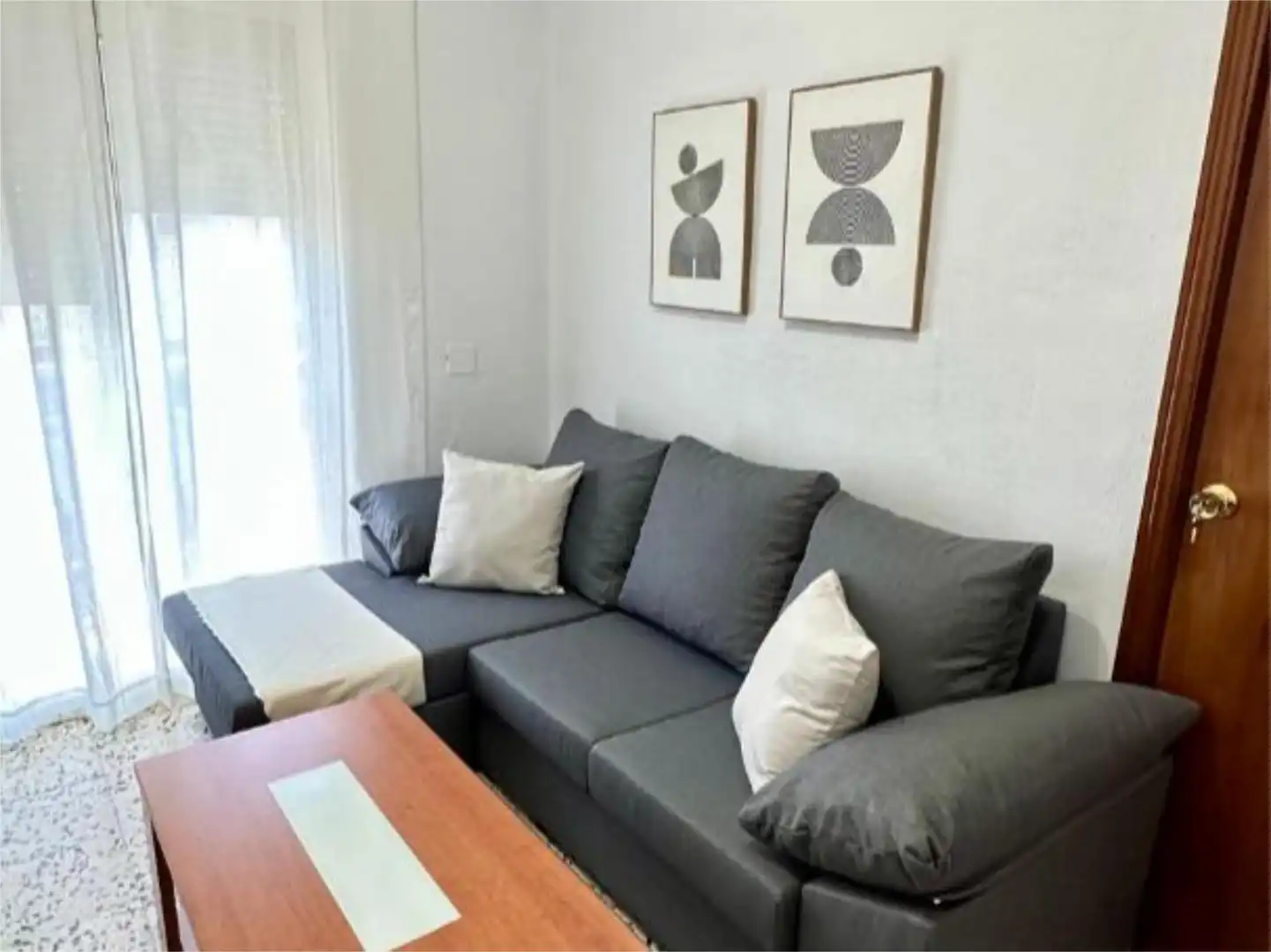 Flat for rent in Plaza la Vid, 1, El Retiro - La Vid Living room of Flat for rent in Jerez de la Frontera with Air Conditioner, Furnished and Balcony