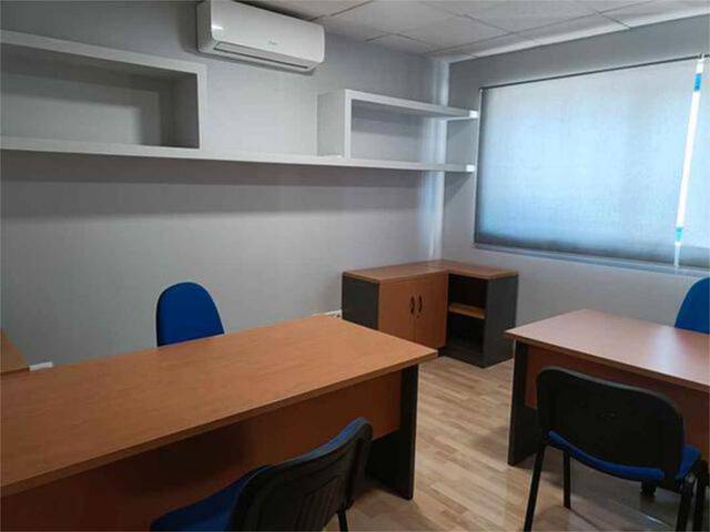Oficina en Alquiler en San Jerónimo - La Bachillera