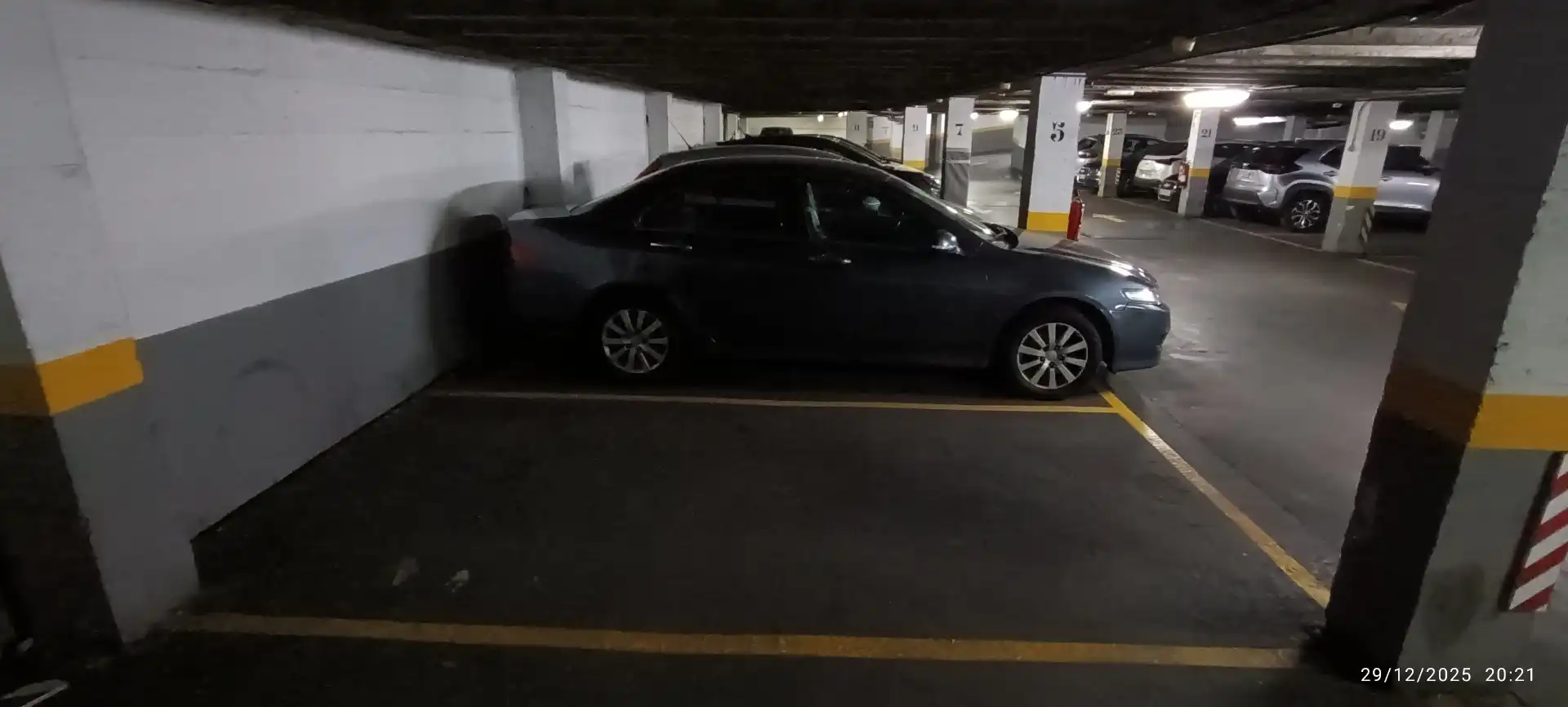 Parking of Garage for rent in Madrid