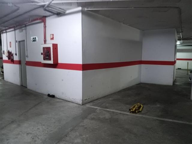 Garaje en Alquiler en Calle Real, 234 en Barriada de Andalucía - Ardila