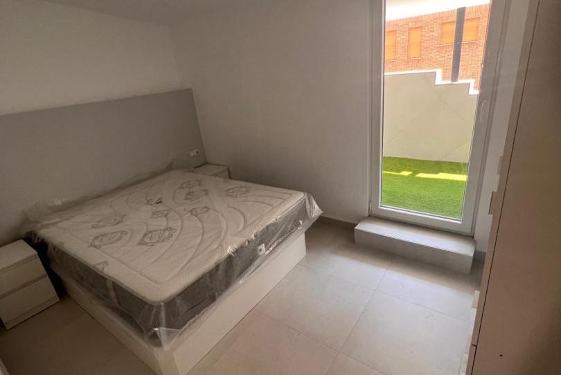 Piso en venta en Carrer Governador Bermudez de Castro, 33, Casco Histórico, Castellón - imagen 1 Foto 1 de Piso en venta en Carrer Governador Bermudez de Castro, 33, Casco Histórico, Castellón