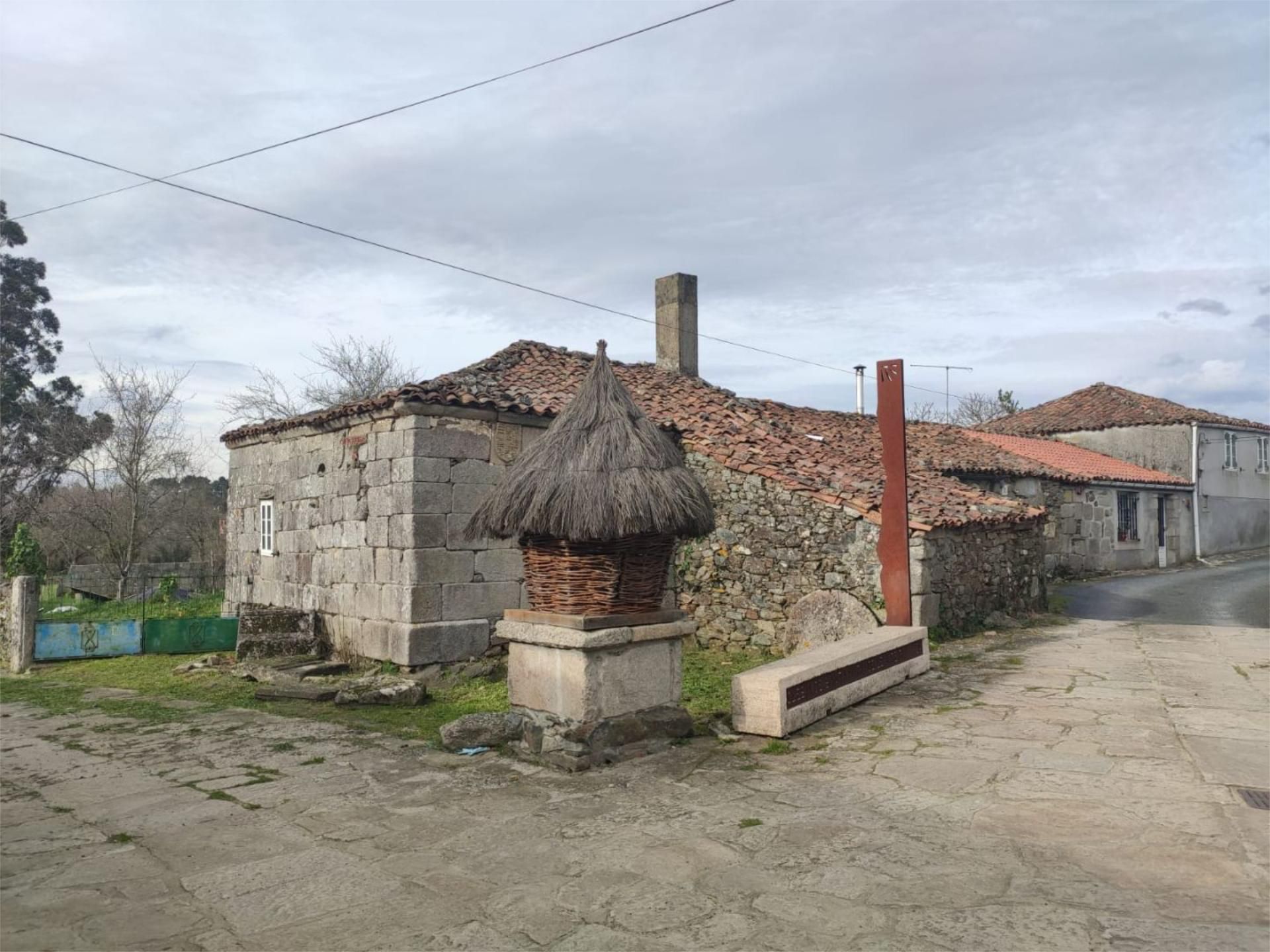 Exterior view of Country house for sale in Melide