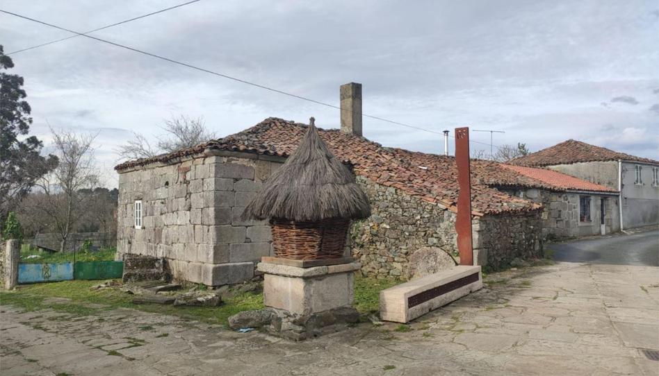 Country house for sale in Road V2qm+6j, 33, Melide, A Coruña - image 1 Photo 1 of Country house for sale in Road V2qm+6j, 33, Melide, A Coruña