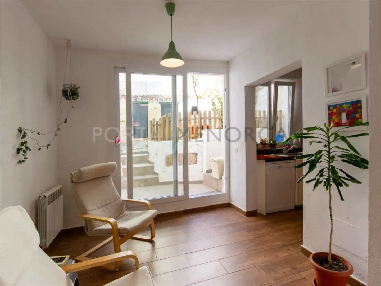 Wohnung zum Verkauf in Sa Rovellada de Dalt, 123, Maó ciutat Wohnzimmer von Wohnung zum Verkauf in Maó - Mahón mit Klimaanlage