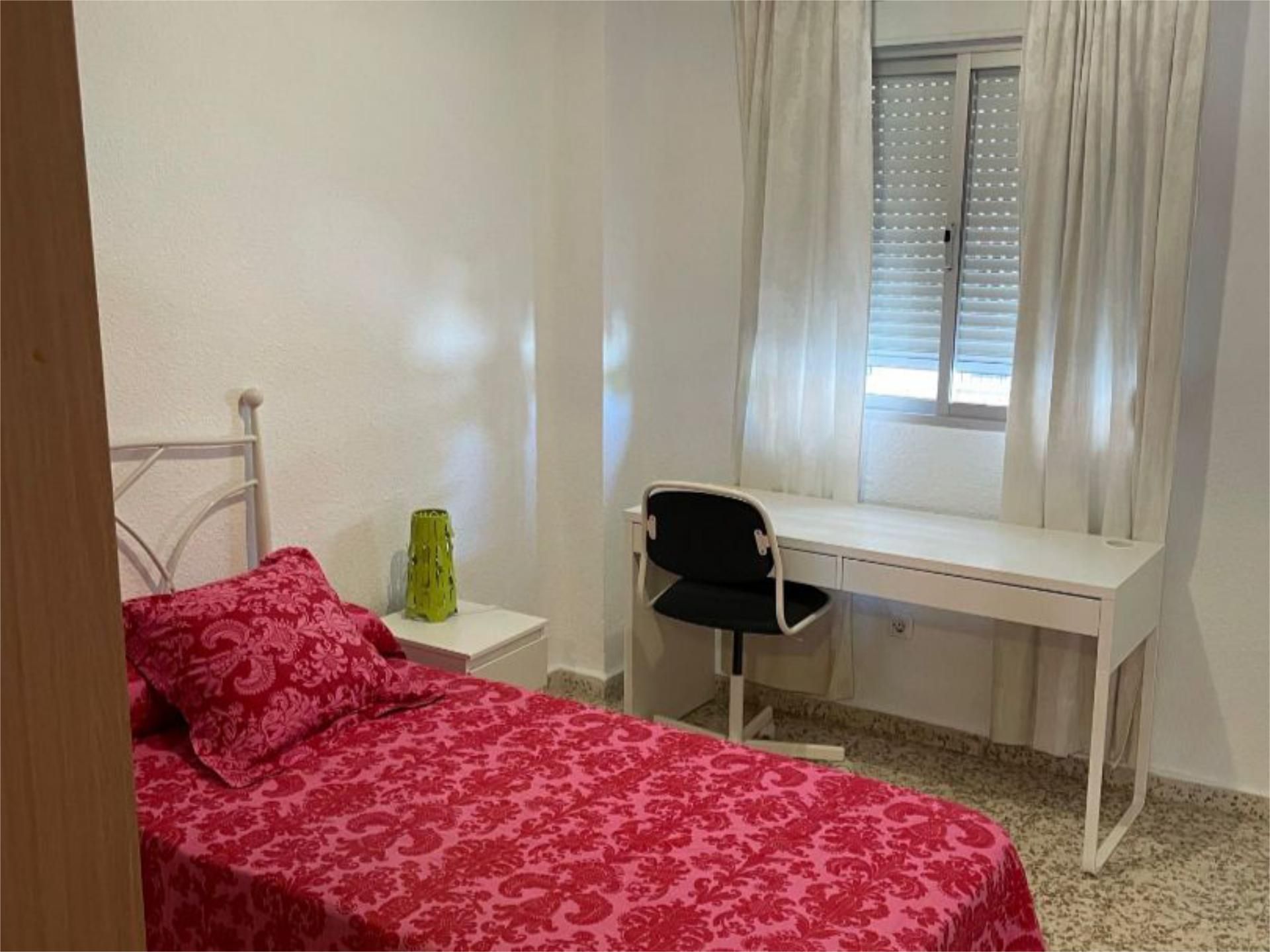 Dormitori de Pis en venda en Málaga Capital amb Aire condicionat, Traster i Moblat