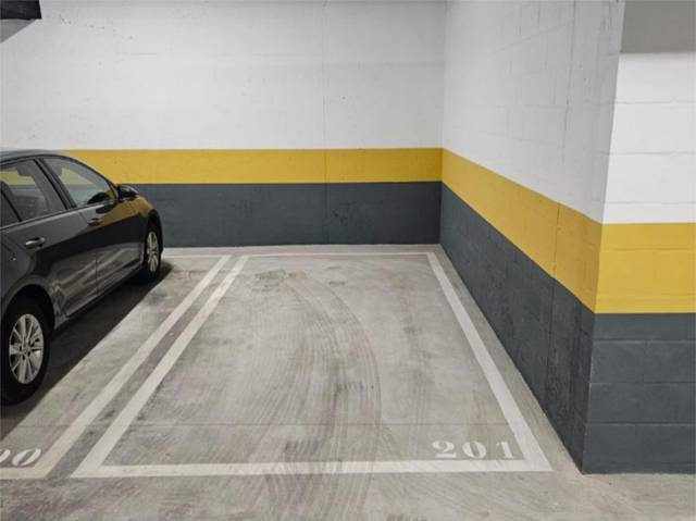 Piso en Alquiler en Calle El Manantial, 5 en Tablero Bajo - Arruzafilla