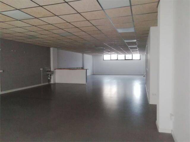 Local comercial en Alquiler en Molí des Pla - Andrea Doria