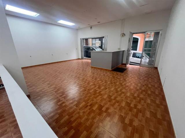 Local comercial en Alquiler en Calle Calvario, 24 en Centro