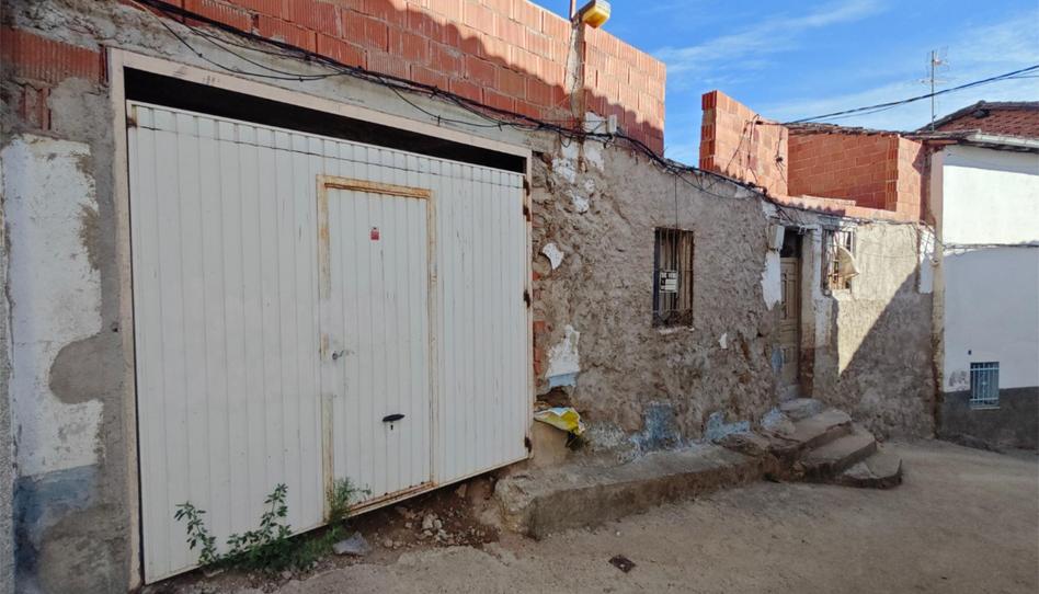 Foto 1 de Casa adosada en venda a Avenida Soledad Vega Ortiz, 72, Jarandilla de la Vera, Cáceres