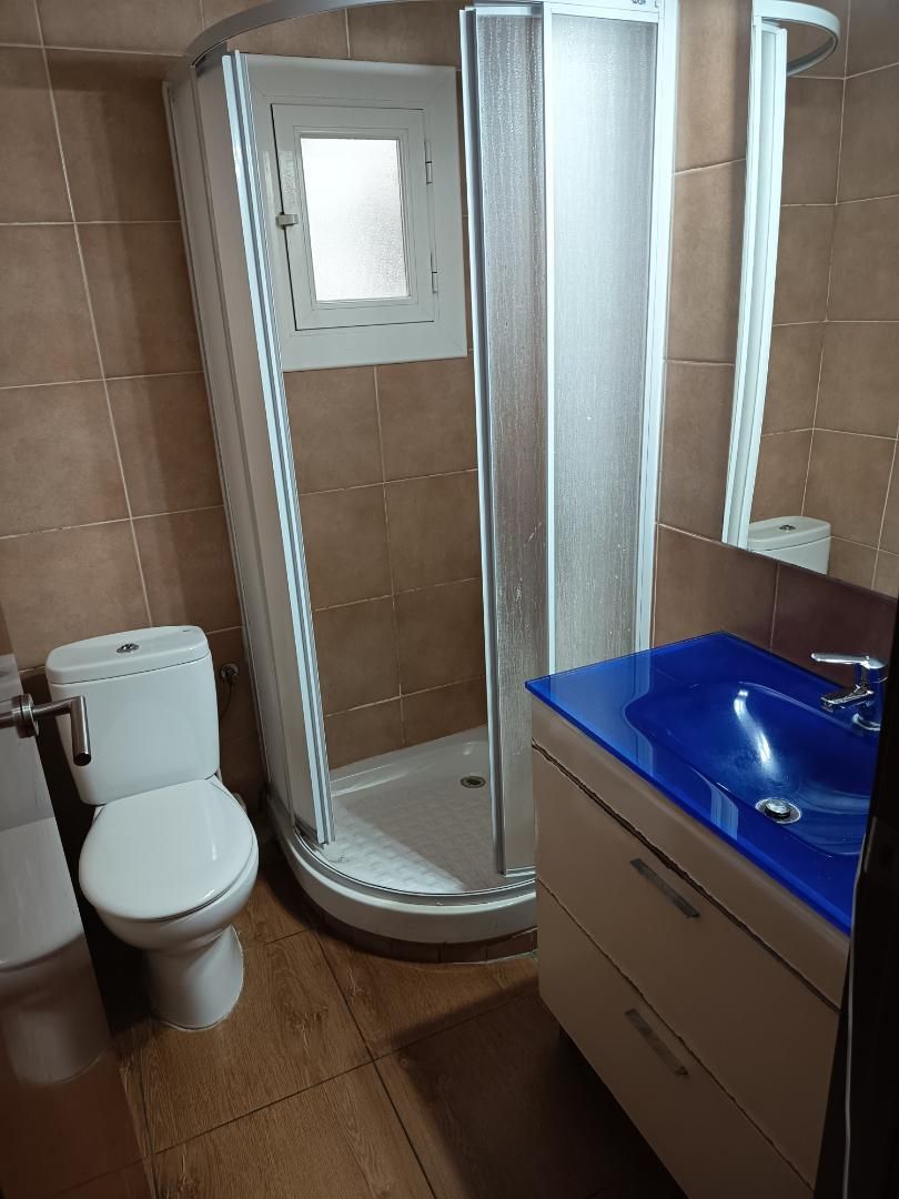 Bathroom of Flat for sale in Canovelles