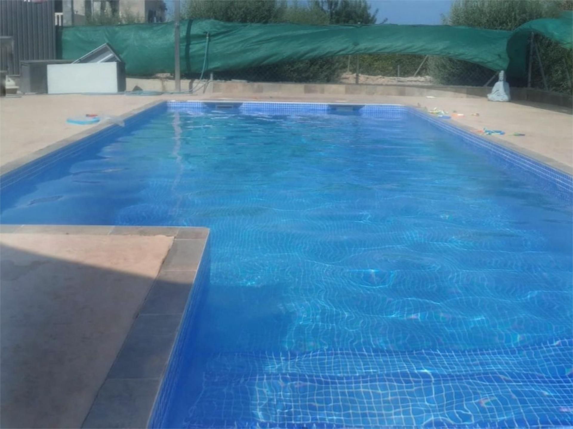 Swimming pool of House or chalet to rent in Crevillent  with Air Conditioner, Heating and Terrace