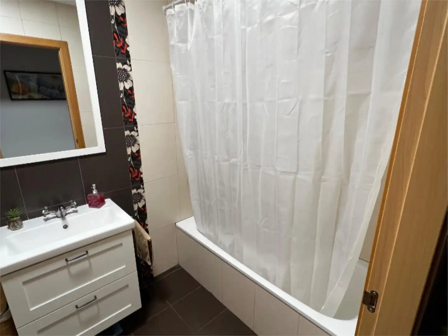 Piso en venta en Carrer Estivella, 4, Alameda Park Baño de Piso en venta en Manises con Aire acondicionado, Terraza y Parking comunitario