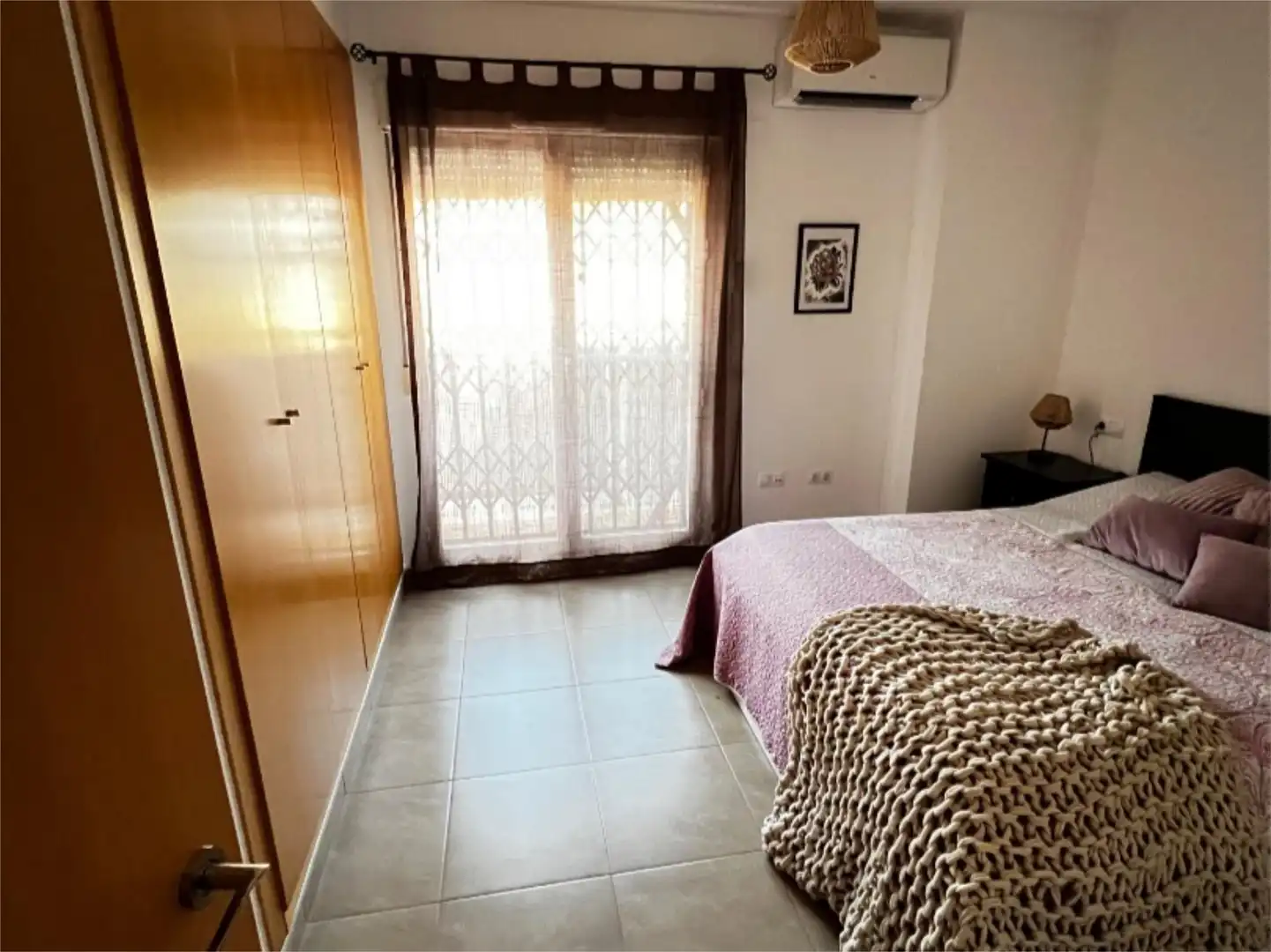 Piso en venta en Carrer Estivella, 4, Alameda Park Habitación de Piso en venta en Manises con Aire acondicionado, Terraza y Parking comunitario