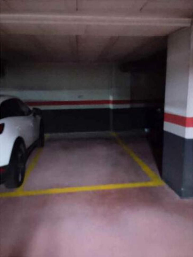 Aparcament de Garatge de lloguer en A Coruña Capital 