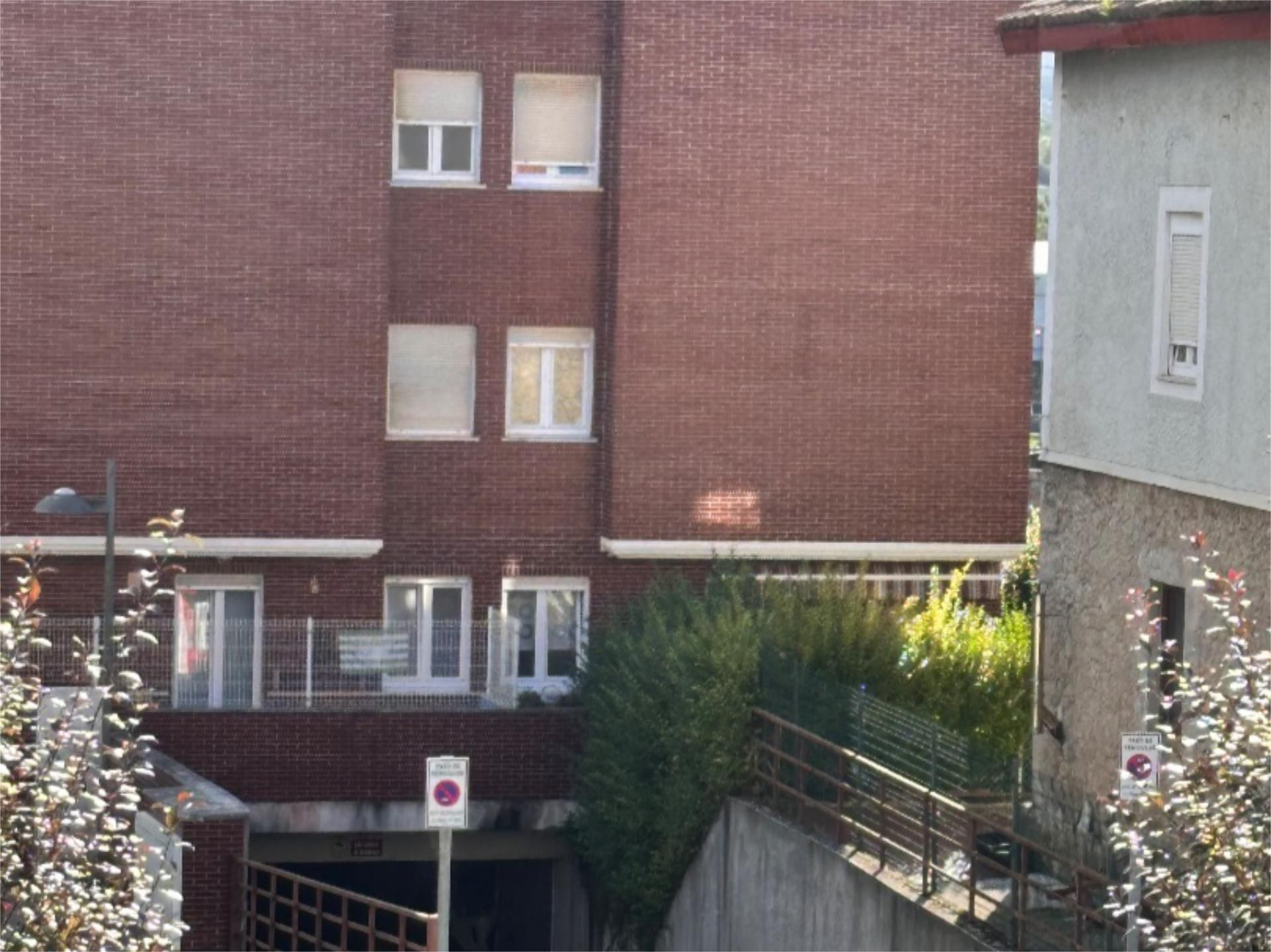 Garatge de lloguer a Calle la Industria, 46, El Astillero