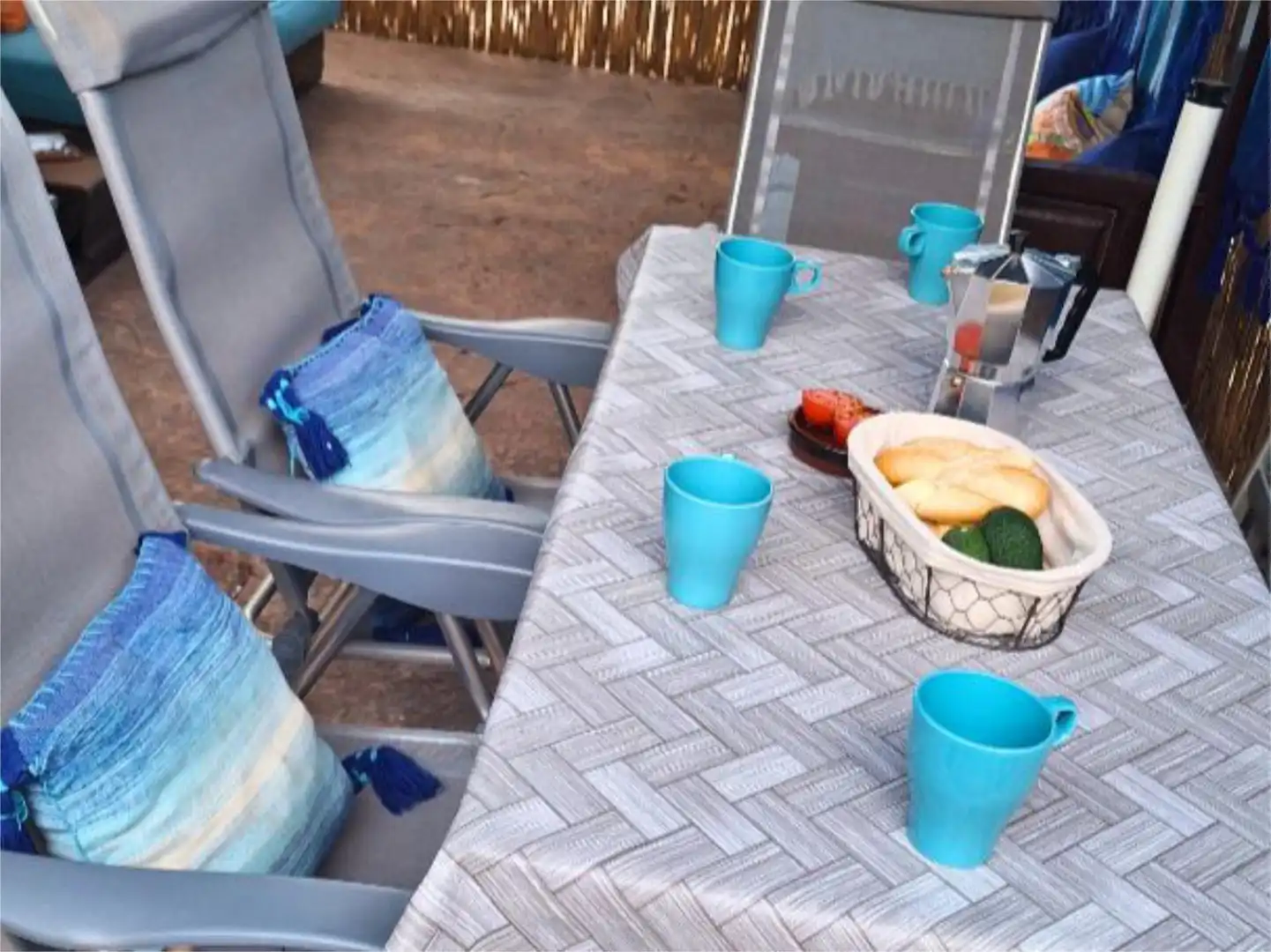Terraza de Finca rústica de alquiler en Vélez-Málaga con Aire acondicionado, Calefacción y Jardín privado