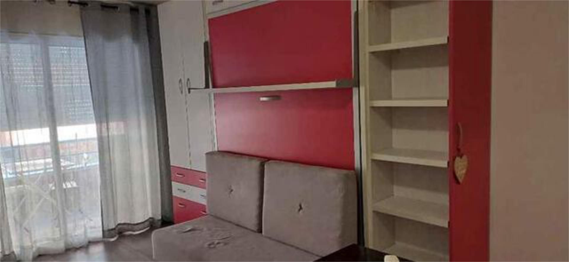 Study to rent in Fenals