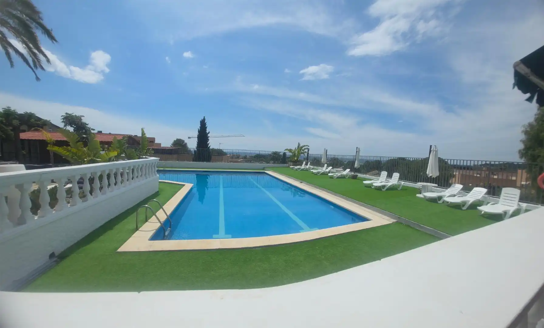 Piscina de Loft para compartir en Altafulla con Aire acondicionado, Calefacción y Terraza