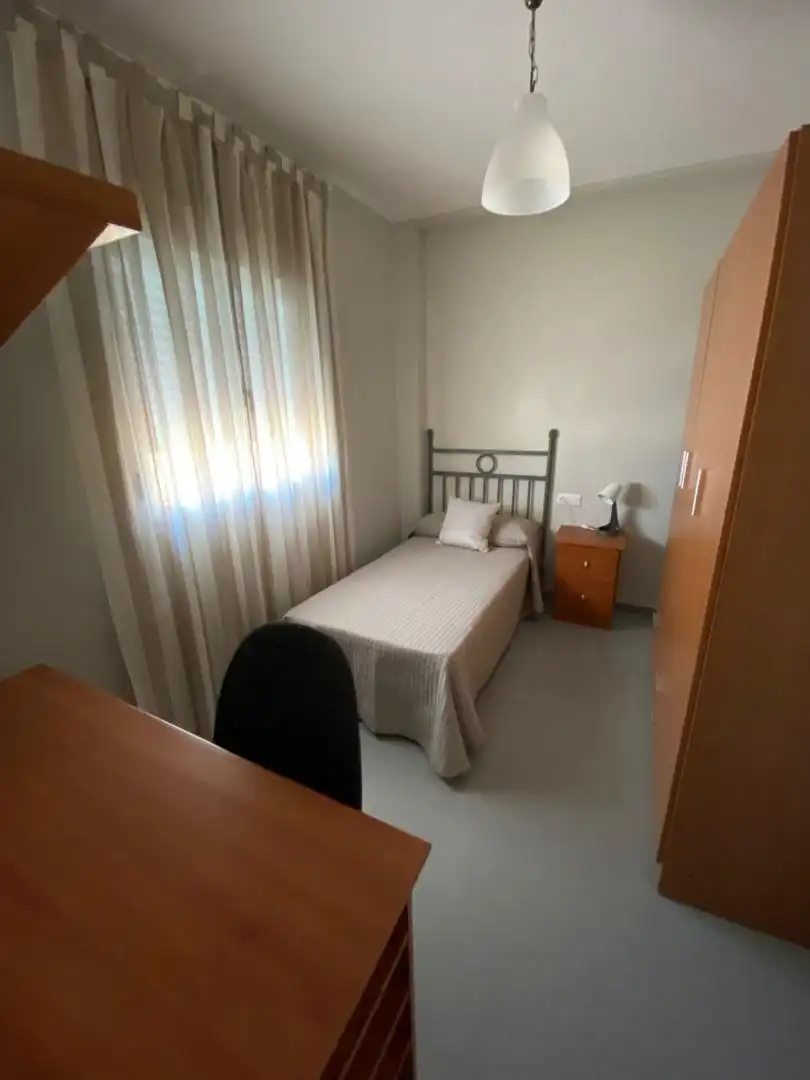 Casa adosada en venta en Calle Velero, 15, Punta del Moral Habitación de Casa adosada en venta en Ayamonte con Trastero y Amueblado