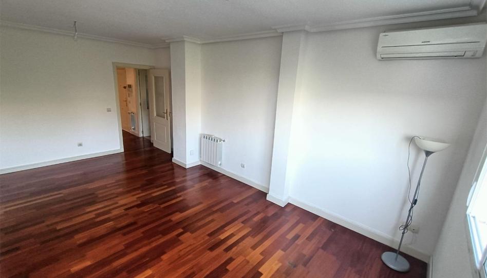 Flat for sale in Avenida de Antonio López, 19, Tenería I – La Tenería II, Madrid - image 1 Photo 1 of Flat for sale in Avenida de Antonio López, 19, Tenería I – La Tenería II, Madrid