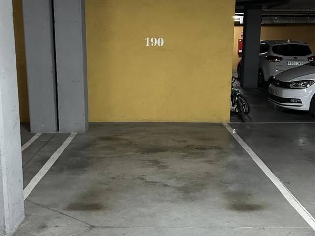 Garaje en Venta en Calle del Plomo, 10 en Legazpi