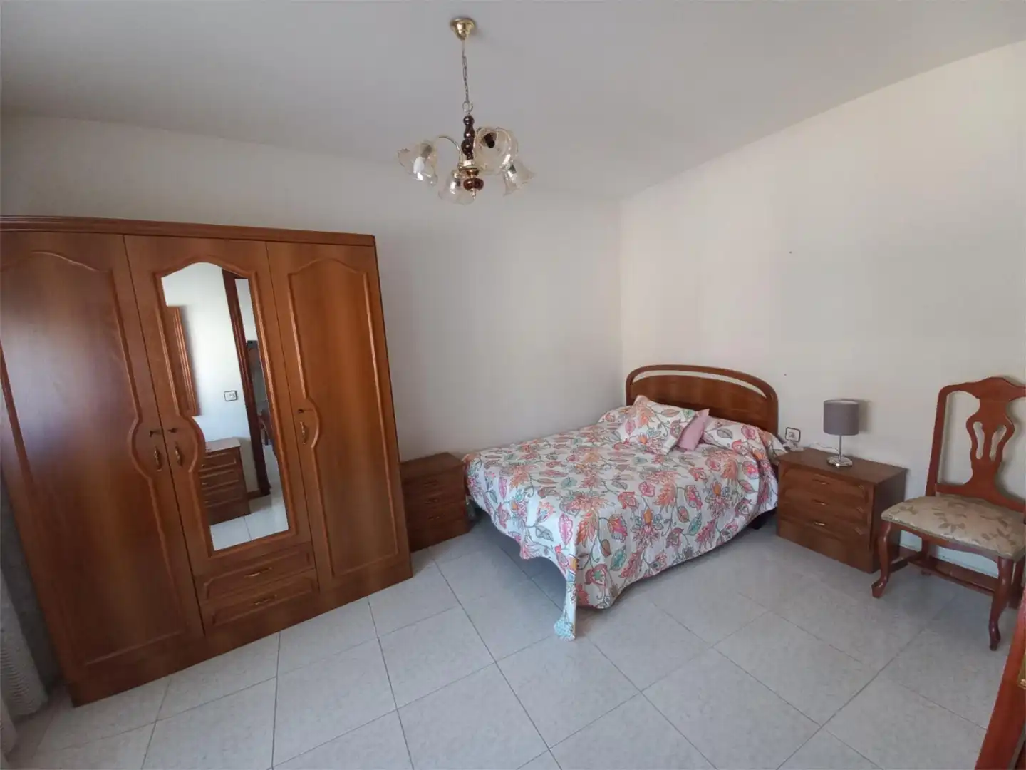 Casa adosada en venta en Plaza de la Constitución, 5, Flores de Ávila Habitación de Casa adosada en venta en Flores de Ávila con Trastero, Amueblado y Horno