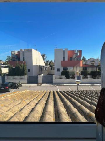 Casa adosada en Venta en Carrer del Cigne, 16 en Corinto - Almarda