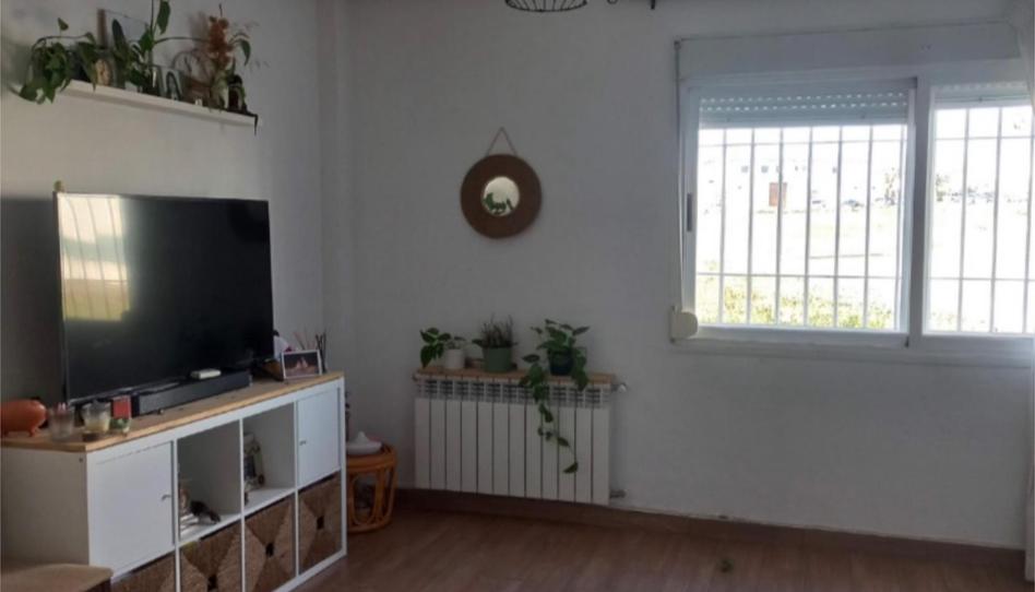 Single-family semi-detached for sale in Calle Huesca, 1, La Zarzuela - San José - Belén, Jaén - image 1 Photo 1 of Single-family semi-detached for sale in Calle Huesca, 1, La Zarzuela - San José - Belén, Jaén