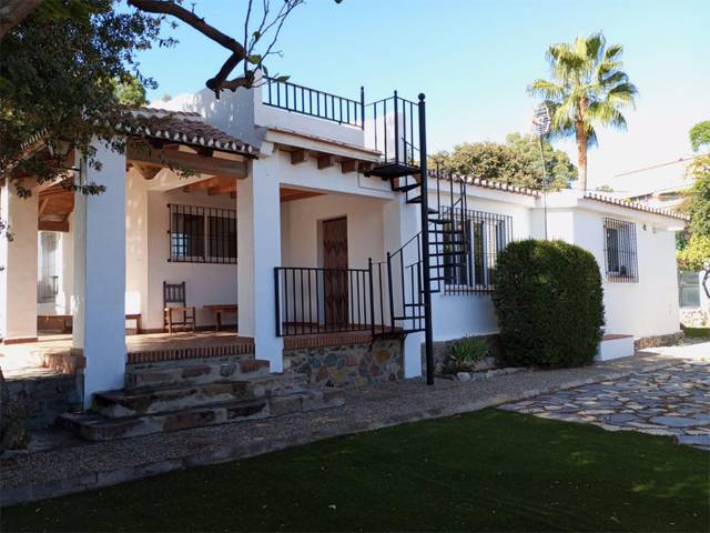 Casa-chalet en Alquiler en Calle Sumatra, 2A en El Atabal